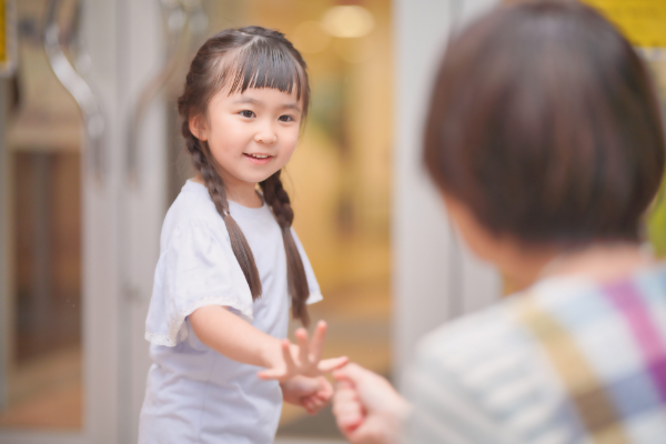 第一印象は挨拶と自己紹介から！