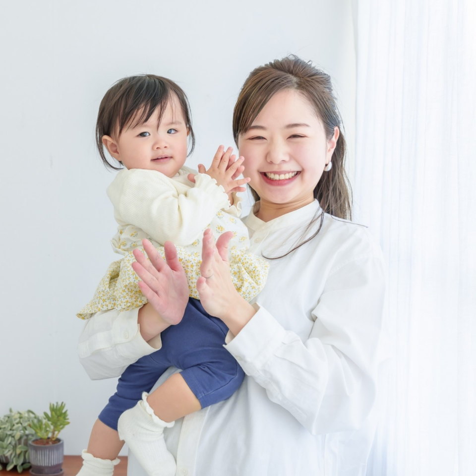 https://www.coco-cari-egg.jp/common/uimg/乳児保育の仕事内容やメリット・向いている人とは