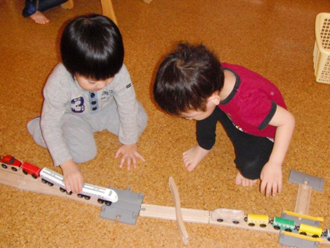 Dr.MOM Nursery School(ドクターマムナーサリースクール) 園長先生・採用担当からのメッセージ