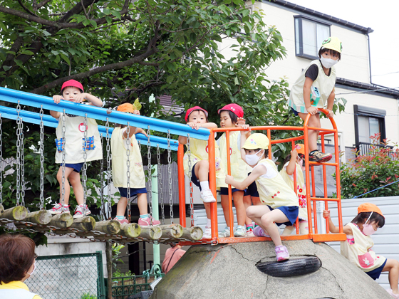 学校法人 丹尾学園 南蒲幼稚園 たくさんの愛情を、子どもたちに伝えています。