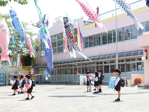学校法人陽光学園　えいすう幼稚園 