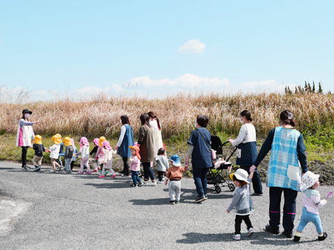 一般社団法人つなぐいのち/株式会社らぶはーと 園長先生・採用担当からのメッセージ