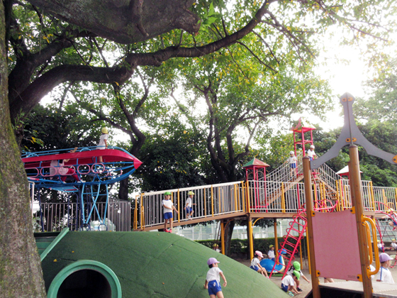 はくつる幼稚園 のびのびとした環境で、今を大切にみんな仲良し!