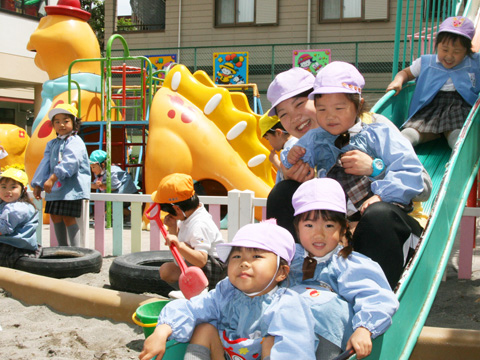 学校法人平山学園 菅幼稚園 園長先生・採用担当からのメッセージ