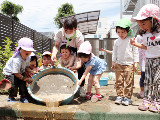 なないろグループ/(社福)なないろ・(株)EDU・(社福)芽ぶき こども達それぞれの“いろ”を大切に