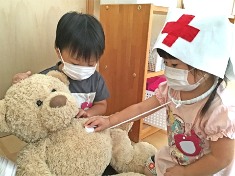 学校法人御西学園 認定こども園百華幼稚園 園長先生・採用担当からのメッセージ