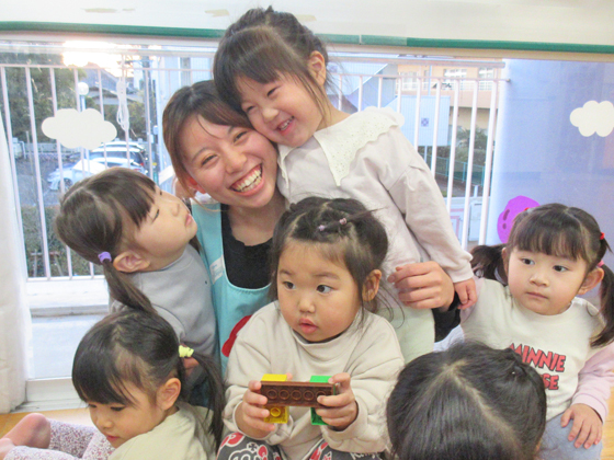 WITH GROUP（社会福祉法人 彩保育会／株式会社WITH） WITHの保育園は働きやすい仕組みで保育士をサポート