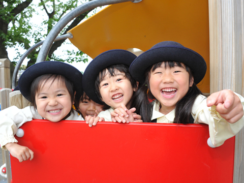 春日幼稚園 園長先生・採用担当からのメッセージ