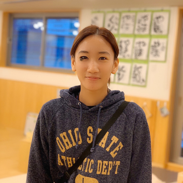 東 真佑さん